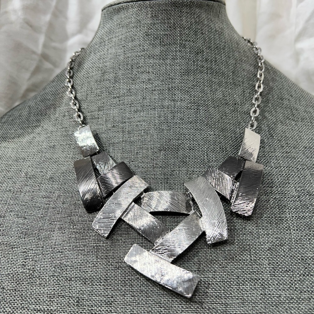 Fashion Jewelry Stainless Steel Coated in Silver And Gun Metal Plated Finish☑️ - Picture 4 of 10